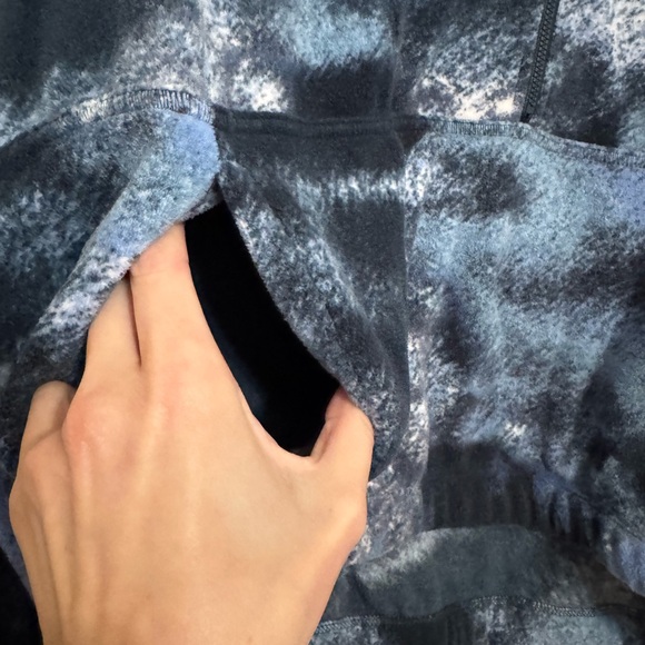 Nike Therma-Fit Blue and Black Pullover - Picture 4 of 6